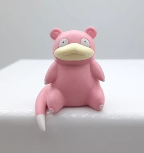 Pokemon Slowpoke sitzend 1,5" Mini Gacha Figur Spielzeug - Bild 1 von 2