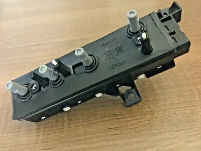 2004 Toyota camry seat switch driver 18a189 oem b11 - Image 1 of 3
