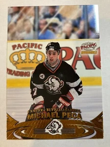 Pacific Invincible Off The Glass 1997-98 - MICHAEL PECA #3 Buffalo Sabres Inserto - Imagen 1 de 1