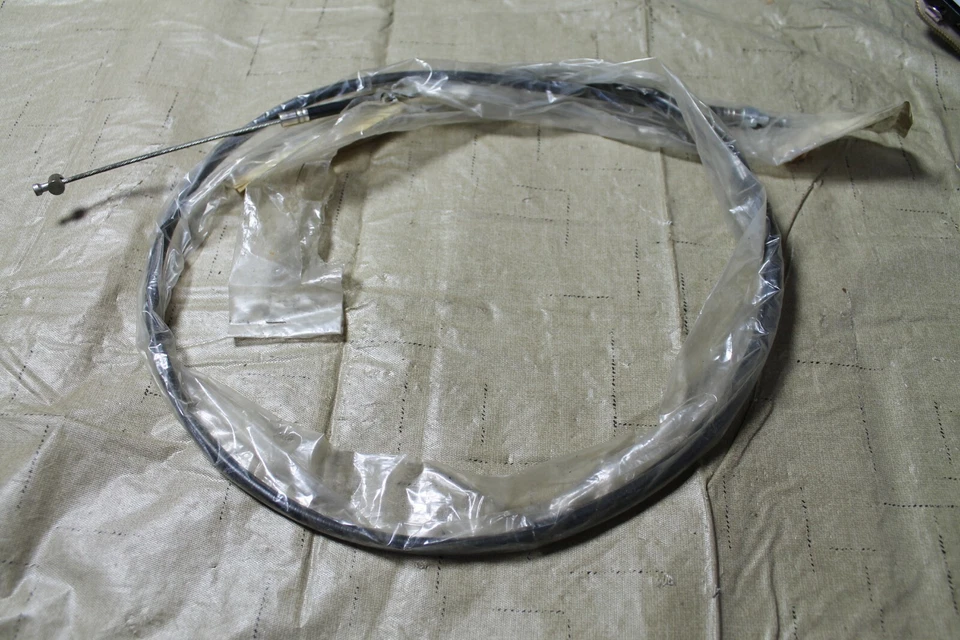 Кабель сцепления Yamaha XS 360 1l9 26335 00 - Изображение 1 из 2