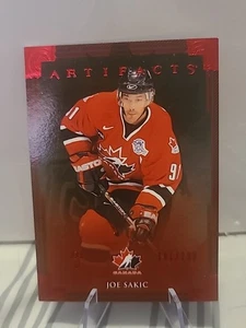 Artefactos Joe Sakic 2013-14 - Equipo Canadá - #140 **161/299** Rojo Rubí - Imagen 1 de 2
