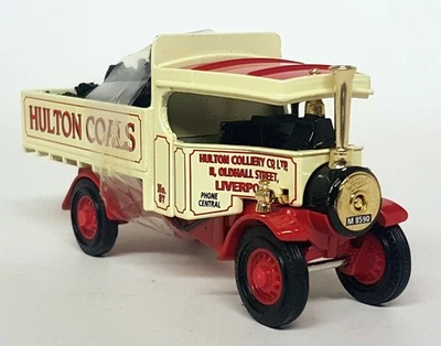 Matchbox Yesteryear - YAS02-M Foden Steam Coal Truck Hulton Coals Diecast Model - Image 1 of 4