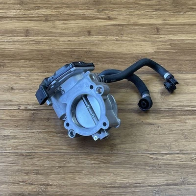 Volvo S60 2020-2025 2,0 L cuerpo del acelerador del motor con manguera 31459143 10 k millas OEM Foto 1 de 4