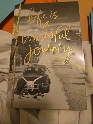 American Greetings婚礼订婚祝贺卡带信封 — 第 1/3 张图片