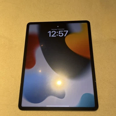 Apple iPad Pro 5. Gen 256GB, Wi-Fi, 12,9 Zoll - Space Grau, aus 09/2022 - Bild 1 von 4