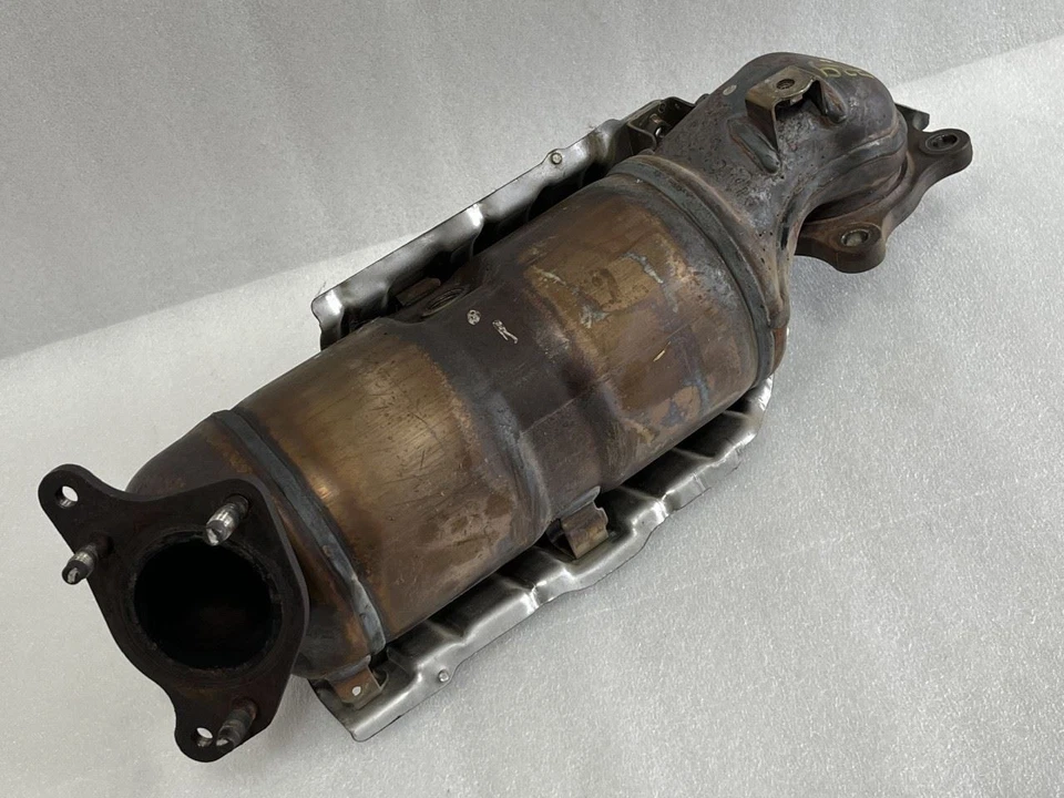 2018 2019 2020 HONDA ACCORD EXHAUST PIPE 1.5L TURBO AUTOMATIC A/T AH2J02E8514 - Image 1 of 3