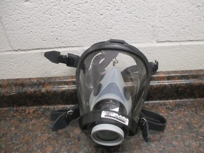 Honeywell Survivair SCBA Firefighter Gas Mask Respirator OptiFit Tactical 252022 - Image 1 of 4