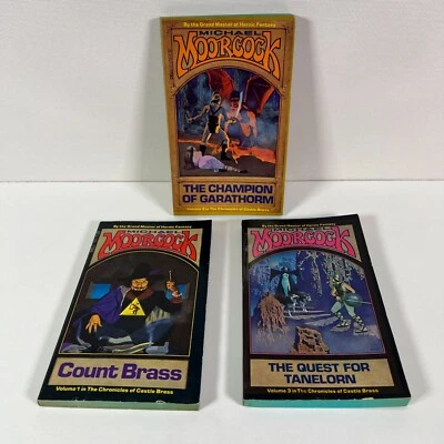 Michael Moorcock Chronicles of Castle Brass Paperback Dell Book Set 1976 (1-3) Foto 1 de 4