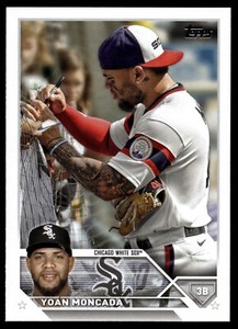 YOAN MONCADA 2023 TOPPS BASEBALL #370 GOLDEN MIRROR VARIATION SSP NM-MT