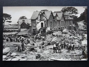 Devon Lynmouth Floods (6) shows The Flood Destruction Aug 1952 Postcard - Picture 1 of 5