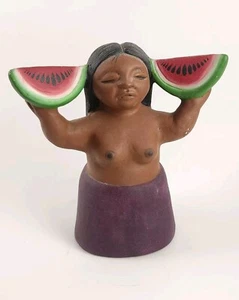 Mesoamerican Woman Figurine with Watermelons - Foto 1 di 10