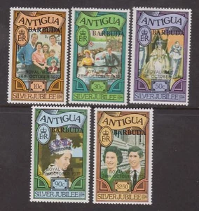 Juego de estampillas QEII 1977 Silver Jubilee Royal Visit Tour Barbuda Opt SG 349-353 - Imagen 1 de 1