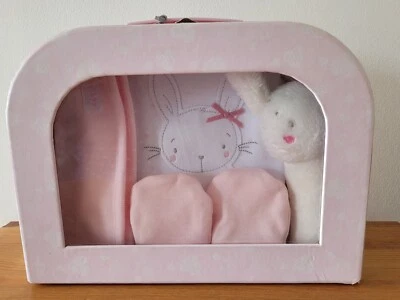 Caja de regalo maleta Mothercare My First Outfit 1-3 meses hasta 14,5 libras 6,5 kg - Niña Foto 1 de 4