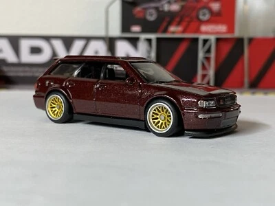 Rueda suelta Hot Wheels Custom 94 Audi Avant RS2 intercambiada perforada y roscada Foto 1 de 4