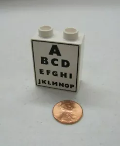 Rare Lego Duplo EYE CHART DOCTORS CLINIC BLOCK Specialty Printed Medical - Picture 1 of 3