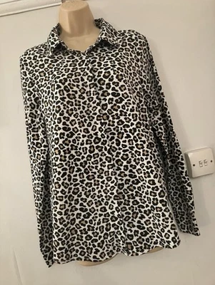 Brave soul Ladies Animal Print Blouse Size Medium - Image 1 of 4