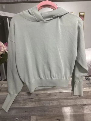WOMEN'S ZARA  Lt Mint Green HOODIE CROPPED SWEATSHIRT  3519/257 Size S - Image 1 of 4