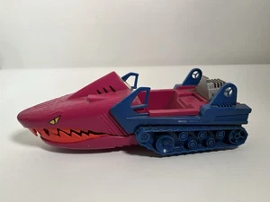 Vintage 1984 MOTU Land Shark Masters Universe He-Man Fahrzeug Tier Boot Spielzeug Zähne - Bild 1 von 5