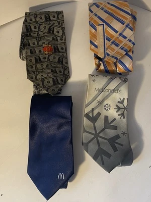 Lote de 4 corbatas McDonald’s 2007 2008 2013 menú de dólares Foto 1 de 2