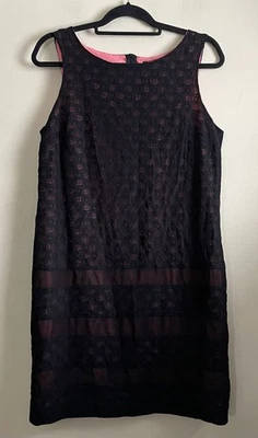 Vestido Nicole by Nicole Miller rosa forrado preto floral sobreposição de renda tamanho 8 bainha - Imagem 1 de 4