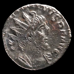 Victorinus Antoninianus - PIETEN AVG - 18 mm / 2,81 gr. - Bild 1 von 3