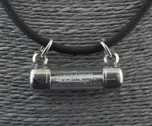 Pendentif Collier Takrut Takrud Amulette thaï Bénie LP Tuad Talisman #1687 - Picture 1 of 2