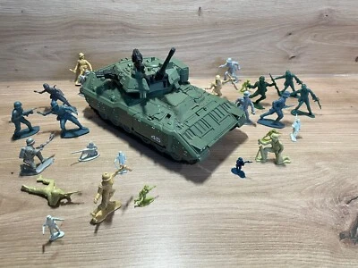 Panzer zum Spielen von Micro Machines Military + Zubehör + Flugzeuge✅⭐️ - Bild 1 von 4