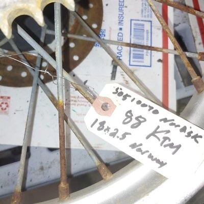 Llanta trasera KTM 600 1988 Enduro Nordisc 18x2,5 50510070 Foto 1 de 4