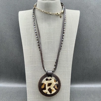 Collar Colgante Chico's Estampado Leopardo Cuero Marrón Cuentas Vidrio Ahumado Tono Dorado Foto 1 de 4