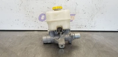 17 LINCOLN NAVIGATION BRAKE MASTER CYLINDER - Imagem 1 de 4