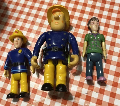 Fireman Sam Figures X 3 -Fireman Sam & Dilys Figures 6.5 cm & 9cm - Image 1 of 4