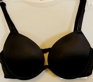 Victoria's Secret PINK Wear Everywhere gepolsterter Super Push-up BH 34DD schwarz - Bild 1 von 10