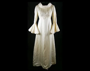 Size 6 Bridal Gown - Glamorous 1960s Empire Wedding Dress with Flared Sleeves - Picture 1 of 10