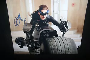 ANNE HATHAWAY Signed 11x14 inch photo DC/COA (THE DARK KNIGHT RISES) - Picture 1 of 1