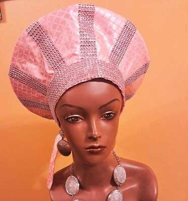 MUJER NUEVO SOMBRERO CUBO ZULÚ AFRICANO HECHO A MANO ROSA CON METAL ROSA Y PLATEADO BLING,... Foto 1 de 4