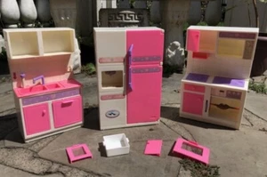 Vintage Goldlok Toys Kitchen Sets TLC Condition Untested 11.5” Doll Sized Props - Picture 1 of 13