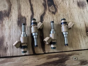 Set of 4 Fuel Injectors Upgrade For 2006-2020 Yamaha YZF R1 R6 2C0-13761-00-00 - Picture 1 of 3