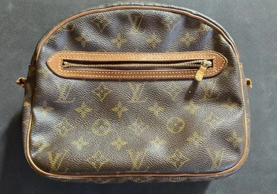 Bandolera Louis Vuitton años 90 auténtica con correa Foto 1 de 4