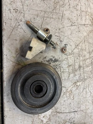 Rueda De Ralentí Trasera Yamaha 5" Y SOPORTE Viper Srx Sxr RX1 Vmax 500 600 700 RW7064 Foto 1 de 4