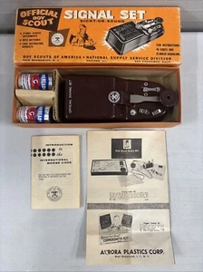 SET SEGNALE BOY SCOUT UFFICIALE VINTAGE CON BATTERIE ORIGINALI OTTIME CONDIZIONI! - Foto 1 di 14