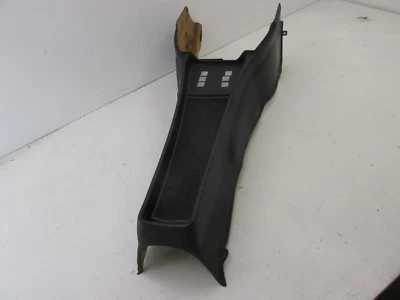 Mercedes-Benz W114 280C 1973 cupé, consola de piso central negro Foto 1 de 4