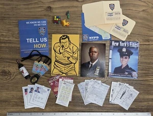 1/6 SCALE Dollhouse MINI Brooklyn 99 B99 accessories, paperwork, folders, badge - Picture 1 of 22