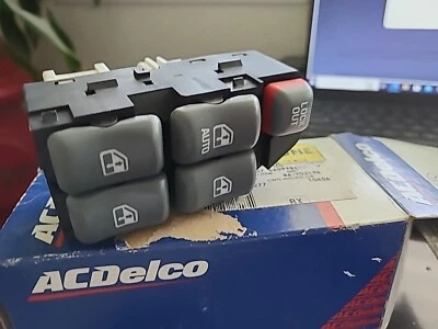 NOS 1994 1995 1996 PONTIAC GRAND PRIX LH INTERRUPTOR VENTANA PUERTA DELANTERA 88894537 Foto 1 de 4