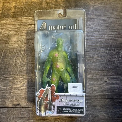 Resident Evil Four Regenerator Iron Maiden Variante Verde - Caja Dañada Foto 1 de 4