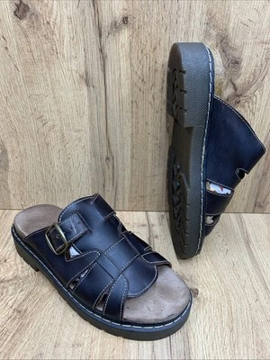 Sandalias de cuero Relativity para mujer con hebilla de correa única punta abierta parte inferior de goma 10 Foto 1 de 4