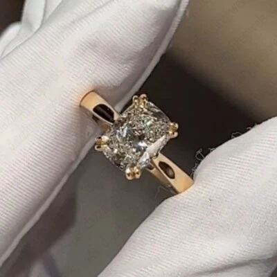 Anillo de compromiso de moissanita alargado corte cojín 2,35 TCW oro amarillo macizo 14K Foto 1 de 4