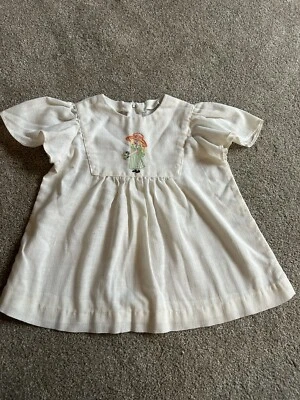 Blusa Bordada Lino Casera Niña Años 60’s-70 MANGAS MARIPOSA Z22 De Colección Foto 1 de 4