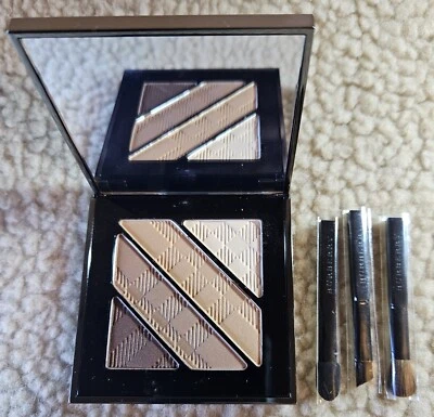BURBERRY COMPLETE EYE PALETTE N0. 2 MOCHA /DISCONTINUED/ BRAND NEW - Image 1 of 4