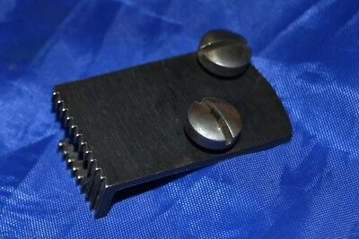 FEEDDOG W/2 SCREWS THE ELDRIDGE SEWING MACHINE LONG SHUTTLE ORIGINAL - Image 1 of 2