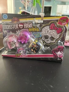 NEW Monster High Minis Figure (3 Pack) Season 1  Rochelle, Ari, Cleo DeNile - Picture 1 of 2